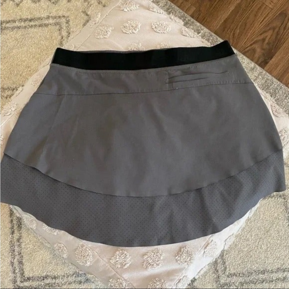 Nike Golf // Innovation Links Skirt - Picture 3 of 10